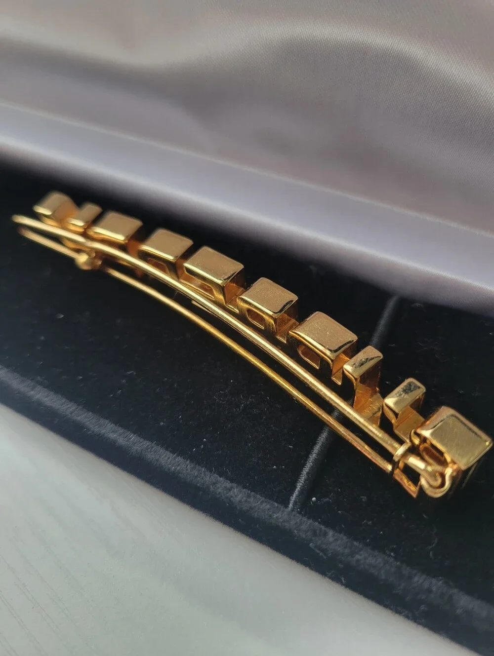 Burberry Gold 'LOVE' and 'BURBERRY' Hair Clips